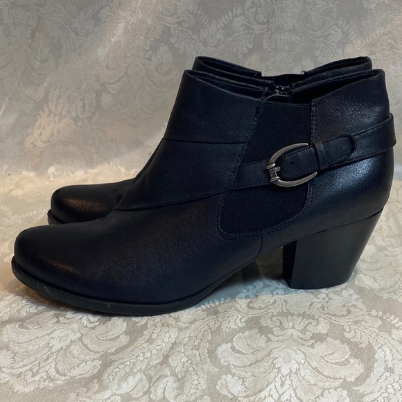 Bare Traps Rowan Elegant Black Ankle Boots Bootie Size 11 M - Picture 3 of 7